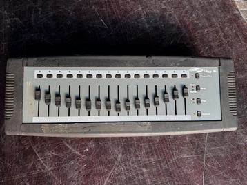 Showtec Easy 16 DMX Lichtsturing beschikbaar voor biedingen