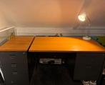 Gratis af te halen: degelijk bureau met 2 ladenblokken, Ophalen, Gebruikt