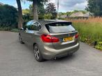 BMW 2-Serie Active Tourer 216i 102pk 2017 zeer compleet, 65 €/maand, 2-Serie, Handgeschakeld, 19 km/l
