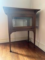 Leuk theekastje met facet geslepen glas, Antiek en Kunst, Antiek | Meubels | Kasten, Ophalen