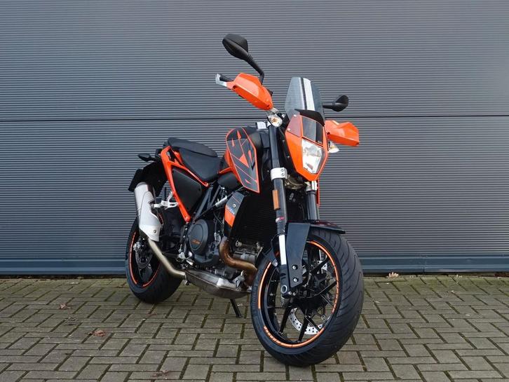 KTM 690 DUKE (bj 2016), Motoren, Motoren | KTM, Bedrijf, Naked bike, meer dan 35 kW, Motorrijbewijs A