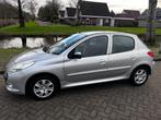 Peugeot 206+ 1.4 | Airco | Trekhaak | incl. winterbanden, Voorwielaandrijving, Stof, 1360 cc, Zwart