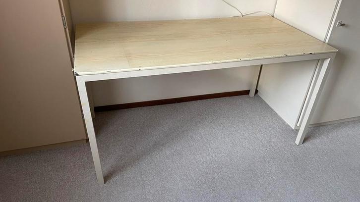Eenvoudige Tafel / Bureau 150 x 75 x 77 cm, Huis en Inrichting, Bureaus, Gebruikt, Bureau, Ophalen