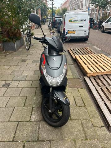 Pegueot Kisbee gele kenteken beschikbaar voor biedingen