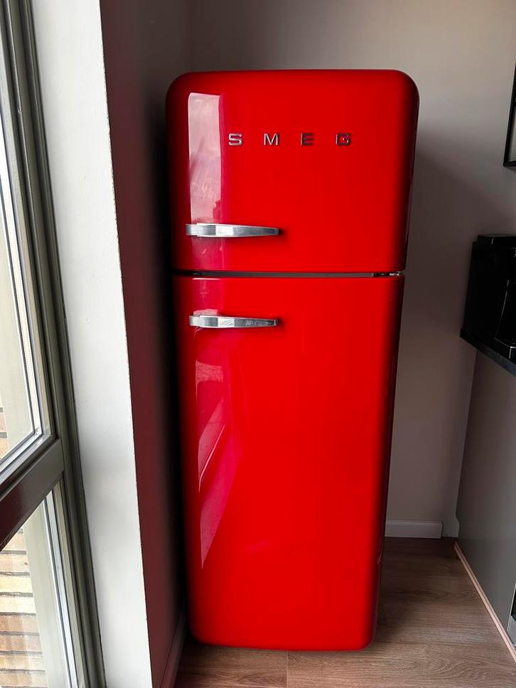 SMEG koelkast met vriesvak, Witgoed en Apparatuur, Koelkasten en IJskasten, Gebruikt, Met vriesvak, 200 liter of meer, 160 cm of meer