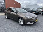 Ford Focus WAGON 1.0 ECOBOOST 125PK TITANIUM TREKHAAK, 65 €/maand, Gebruikt, Cruise Control, Origineel Nederlands
