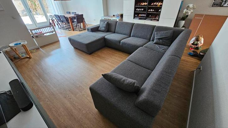 Grijze Hoekbank met Chaise longue 334x237, Huis en Inrichting, Banken | Bankstellen, Gebruikt, Hoekbank, Vierpersoons of meer