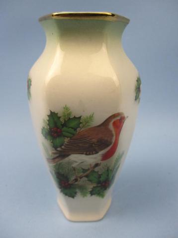 Kerst vaasje A royal Worcester company Palissy England  beschikbaar voor biedingen