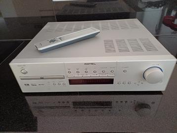 Rotel receiver met DVD speler RSDX02e beschikbaar voor biedingen