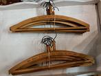 43 Houten vintage kledinghangers verschillende modellen, Ophalen, Gebruikt, Hout