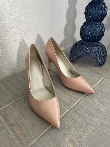Nieuwe! Karen Millen pumps aangeboden beschikbaar voor biedingen