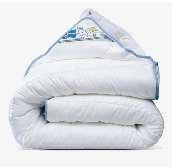 Swedish Sky 4 seizoenen dekbed, Huis en Inrichting, Slaapkamer | Beddengoed, Zo goed als nieuw, Deken of Dekbed, Tweepersoons
