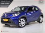 Toyota Aygo X 1.0 VVT-i MT Play | Adapt. cruise | Camera | C, Stof, Gebruikt, Euro 6, 920 kg