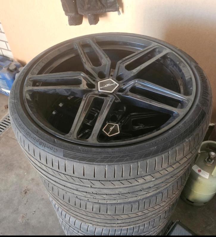 BMW Schnitzer 21 inch Wielen met 235-45-21 Conti Banden !, Auto diversen, Autosport-onderdelen, Ophalen of Verzenden