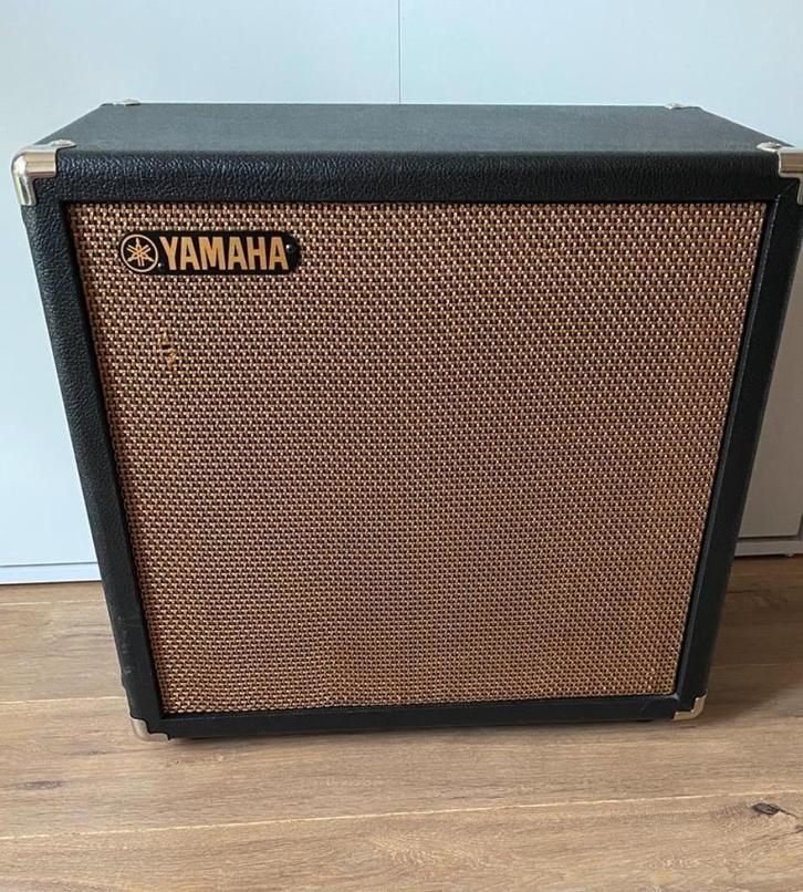 Yamaha S112 cab (DG80!)box & hoes & Celestion Vintage 30 UK!, Muziek en Instrumenten, Versterkers | Bas en Gitaar, Zo goed als nieuw