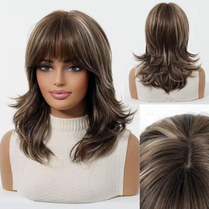 Pruik met speels kapsel in laagjes en met pony model Jenny, Sieraden, Tassen en Uiterlijk, Uiterlijk | Haarverzorging, Nieuw, Pruik of Haarverlenging