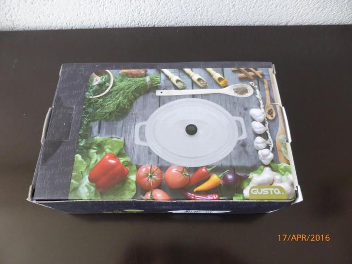 Gusta Cocotte Set (3 Stuks) ... Nieuw!, Huis en Inrichting, Keuken | Potten en Pannen, Nieuw, Pot, Bus of Blik, Overige materialen