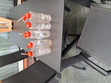 te koop een aantal drinkflessen voor konijn of cavia's  beschikbaar voor biedingen