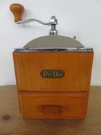 Koffiemolen merk PéDe, Ophalen