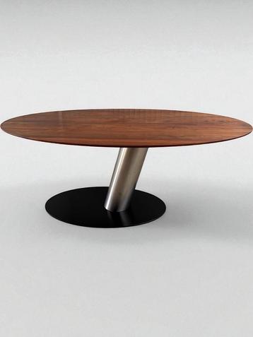 Bree’s New World eetkamertafel Libra ovaal massief notenhout beschikbaar voor biedingen
