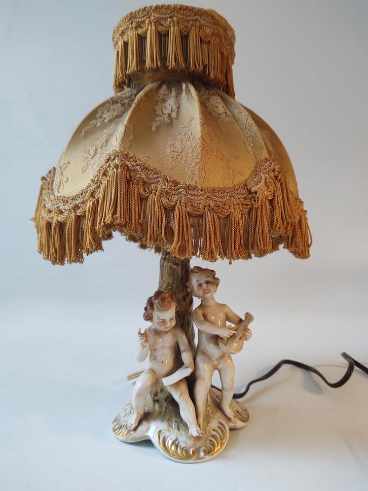 Snoezig Barok tafellampje | porselein lamp, Huis en Inrichting, Lampen | Tafellampen, Gebruikt, Minder dan 50 cm, Overige materialen