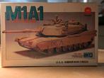 Vintage Zhengdefu 1/48 M1A1 Abrams Tank Model  Nieuw in Doos, Ophalen of Verzenden