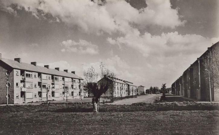 Alblasserdam - Heinemanssingel (1959), Verzamelen, Ansichtkaarten | Nederland, Gelopen, Zuid-Holland, 1940 tot 1960, Verzenden