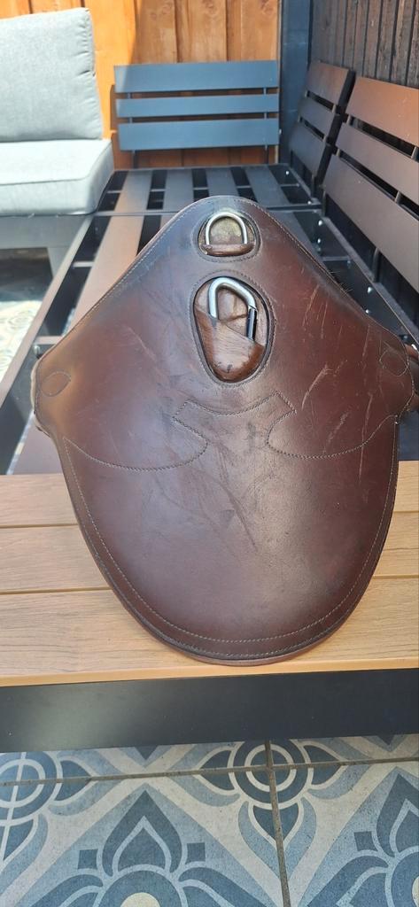 Singel met buikflap / springsingel maat 125 bruin, Dieren en Toebehoren, Paarden en Pony's | Hoofdstellen en Tuigage, Gebruikt