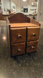 Houten kastje met lades, Minder dan 50 cm, Gebruikt, Vintage, Ophalen of Verzenden