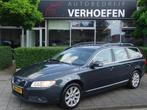 Volvo V70 2.4D Momentum - AUTOMAAT - LEDER - STOEL VERW - VO, Auto's, 15 km/l, Zwart, 179 €/maand, Diesel
