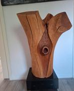 Boomstam sculptuur op marmeren voet., Antiek en Kunst, Ophalen
