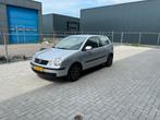Volkswagen polo 2003 Grijs, 970 kg, 54 pk, 1198 cc, 500 kg