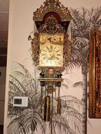 mooie grote oude friesche stoelklok, Antiek en Kunst, Ophalen