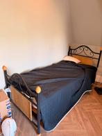 Mooi Eenpersoonsbed met Metalen Frame, Ophalen, Gebruikt, 90 cm, Eenpersoons