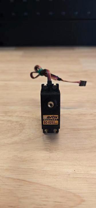 Savox SC-1252MG, Hobby en Vrije tijd, Modelbouw | Radiografisch | Auto's, Zo goed als nieuw, Onderdeel, Elektro, Overige schalen