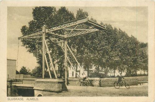 (701-334-035) Almelo Sluiskade, Verzamelen, Ansichtkaarten | Nederland, Overijssel, Verzenden