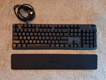 SteelSeries Apex 5 - Gaming Toetsenbord - RGB - Mechanisch - beschikbaar voor biedingen