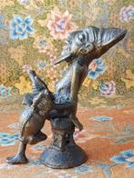 Mooi antiek Ashanti brons beeld uit Afrika van een man., Ophalen of Verzenden