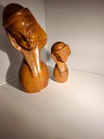 Twee houten madonna's., Antiek en Kunst, Kunst | Beelden en Houtsnijwerken, Ophalen of Verzenden