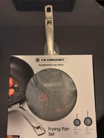 Le Creuset Koekenpannenset beschikbaar voor biedingen
