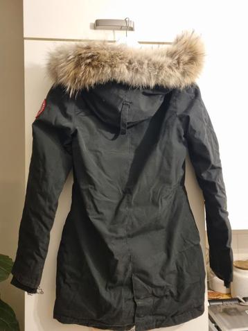 Canada Goose Jas met Bontkraag beschikbaar voor biedingen