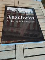 Auschwitz A history in Photographs, Ophalen of Verzenden, 20e eeuw of later, Gelezen, Europa