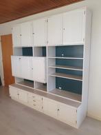 Wit wandmeubel, Ophalen, Gebruikt, 200 cm of meer, Met deur(en)