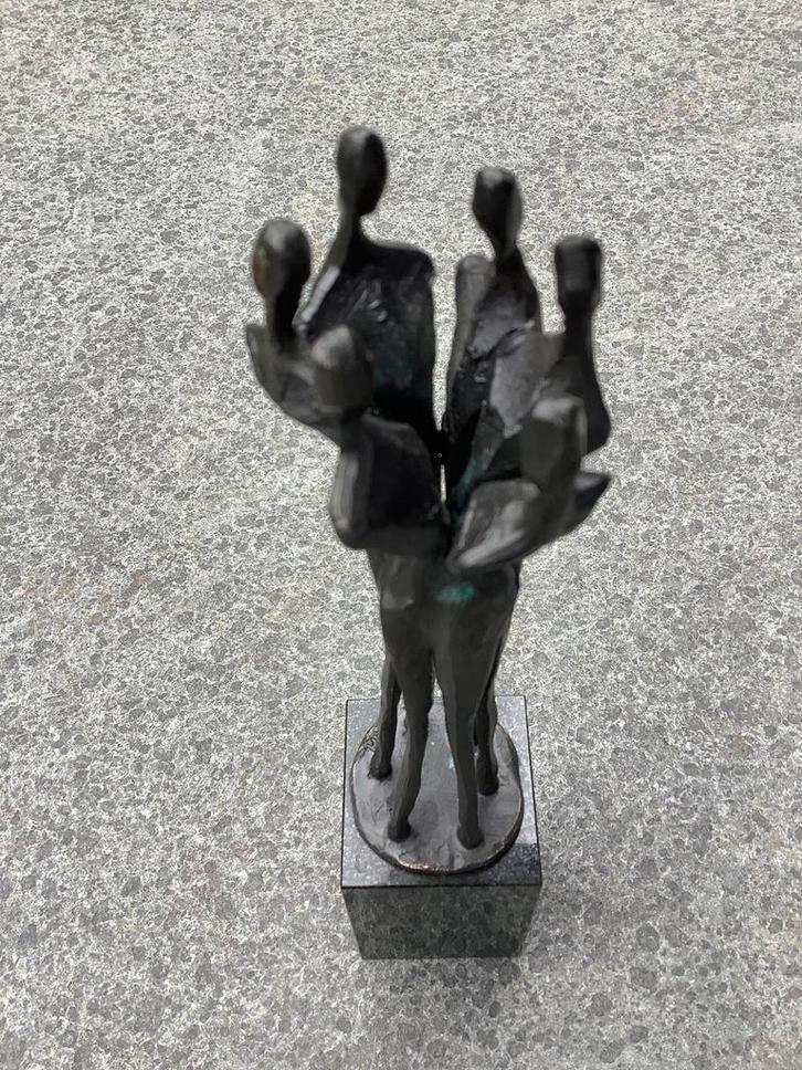 Schouder aan schouder - Corry Ammerlaan-Niekerk, Verzamelen, Beelden en Beeldjes, Mens, Ophalen