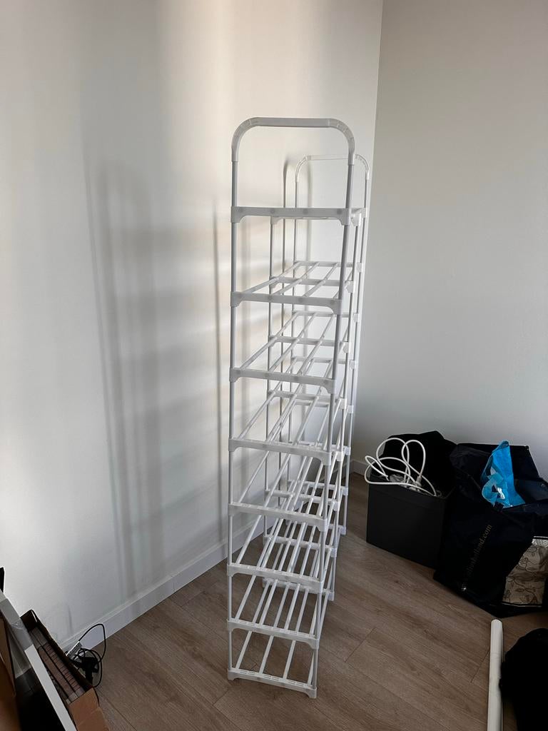 Witte schoenenrek, Ophalen, Zo goed als nieuw