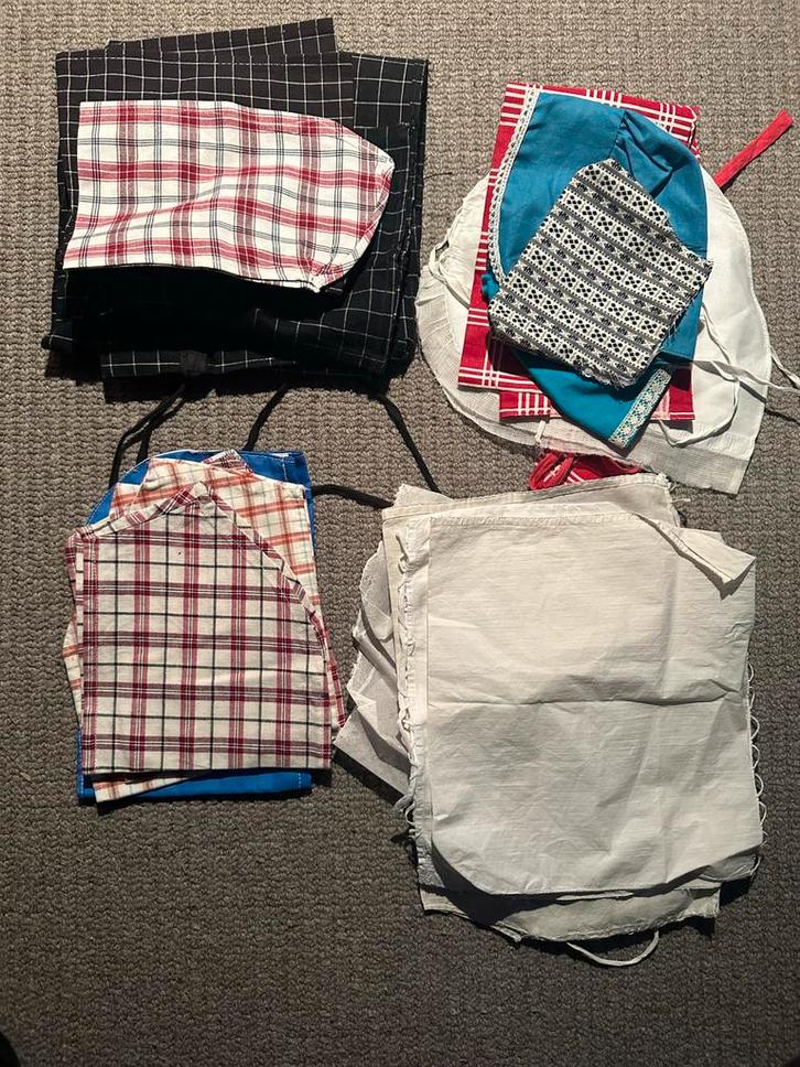 Diverse Klederdracht Ondermutsjes, Antiek en Kunst, Antiek | Kleding en Accessoires, Ophalen of Verzenden