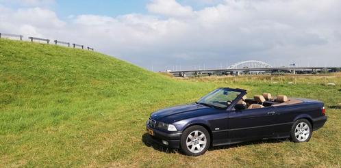 BMW 3-Serie 1.8 I 318 Cabriolet 1997 Madeira Violet , paars, Auto's, BMW, Particulier, 3-Serie, ABS, Airbags, Airconditioning