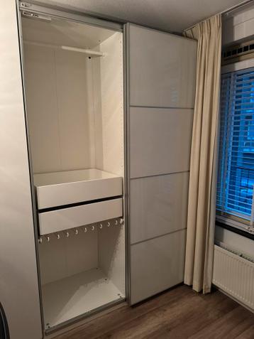 Witte Ikea pax kledingkast - afbeelding 4