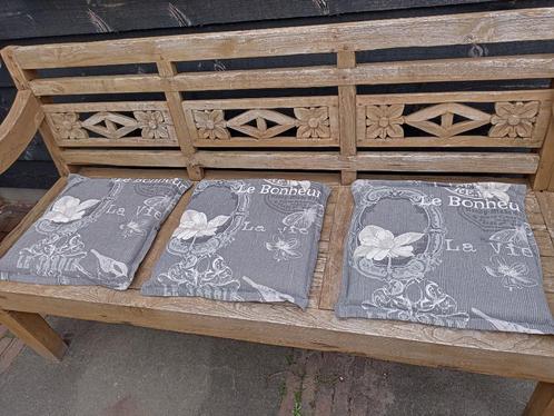 3x stoel/zit/buitenkussen grijs met wit, Tuin en Terras, Tuinmeubel-accessoires, Gebruikt, Ophalen of Verzenden