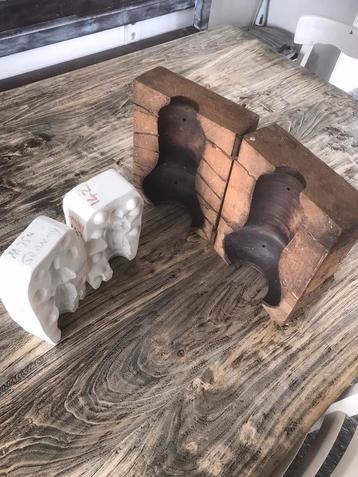 Mal mallen gips hout Mc nees mold prachtige details  beschikbaar voor biedingen